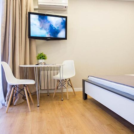 New Studio In The City Center - Mykoly Khvylovoho Str 5-2 Charkiw Exterior foto
