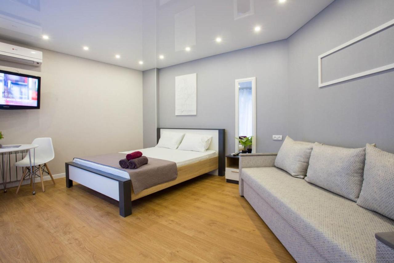 New Studio In The City Center - Mykoly Khvylovoho Str 5-2 Charkiw Exterior foto
